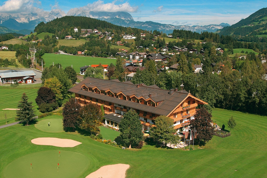 Rasmushof Kitzbuehel - where the &quot;Streif&quot; myth is experienced first hand
